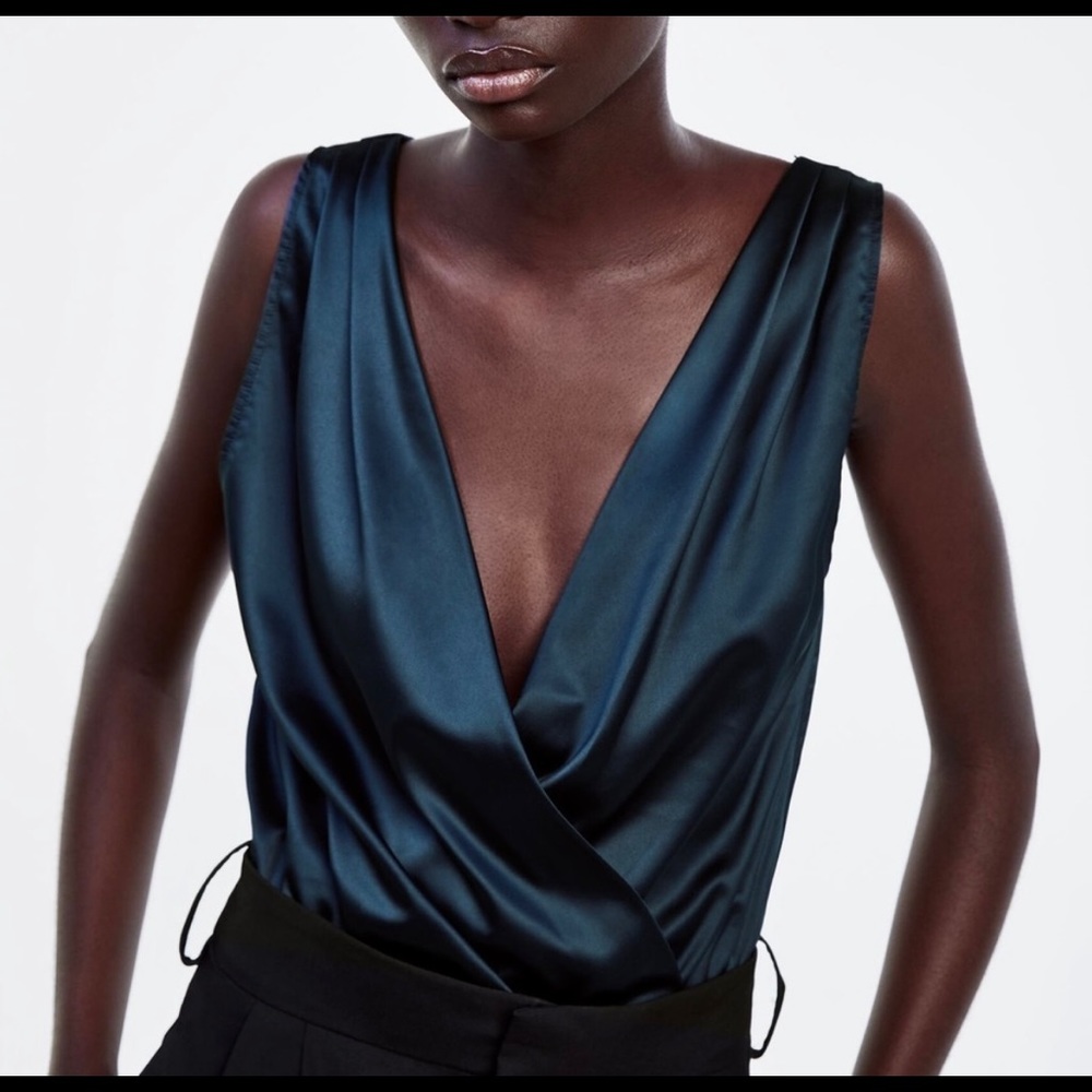 Zara midnight blue v-neck bodysuit size xs